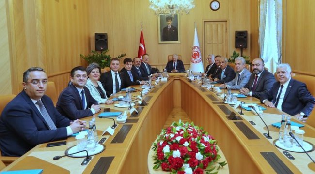 2019 Yılı Gelinlik Modelleri Nelerdir 2019 Yılı Gelinlik Modelleri Nelerdir