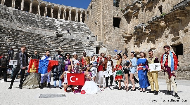 Dünya Modelleri, Aspendos’u Dünyaya Tanıttı