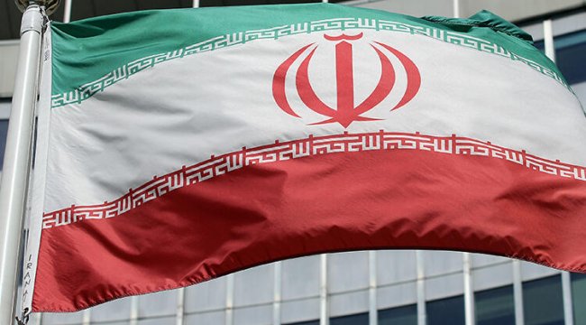 İran'dan ABD'ye askeri saldırı uyarısı