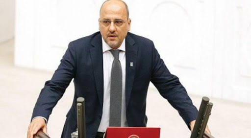 Ahmet Şık HDP'den istifa etti
