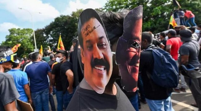 Sri Lanka Başbakanı Rajapaksa istifa etti