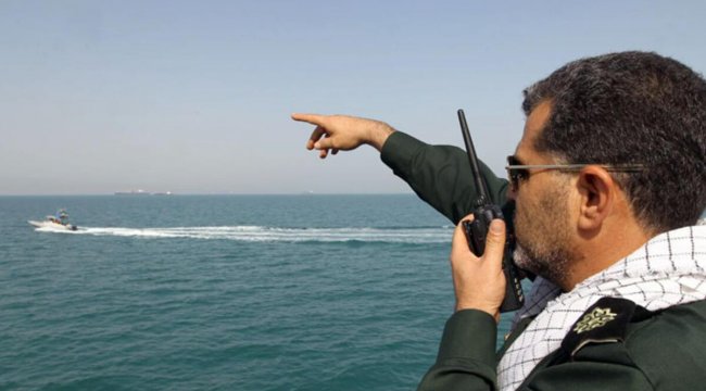 Yunanistan, gemisine el koymuştu: İran'dan karşı atak!