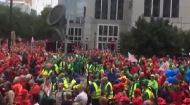 Belçika'da işçiler grevde
