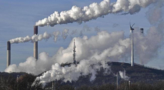 Almanya'dan Rus gazına karşı adım: Kapatılan kömür yakıtlı termik santrale acil durum izni