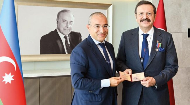 Rifat Hisarcıklıoğlu’na Azerbaycan dostluk nişanı