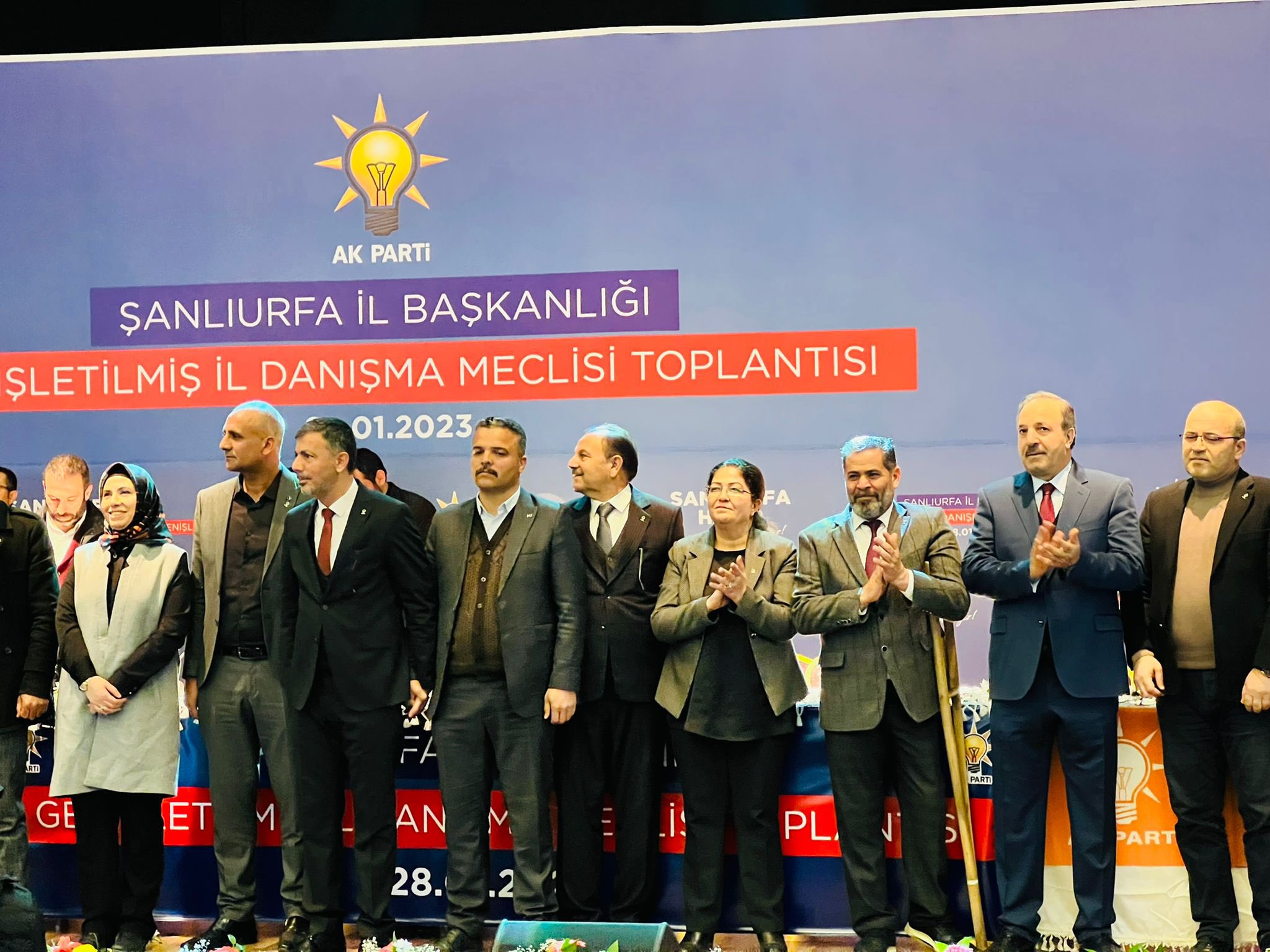 İYİ Parti Şanlıurfa yönetimi AK Parti'ye geçti - SİYASET - http://www.hicrethaber.com