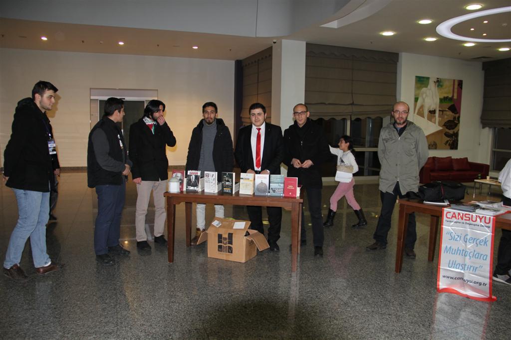Mekke’nin Fethi “İslam Kavmiyetçiliği Değil Kardeşliği Tesis Etmiştir”