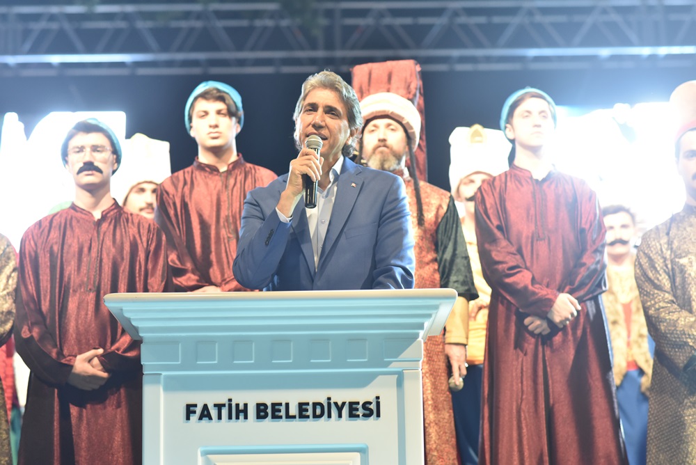 Fatih Sultanahmet’te,Tarihi Baklava Alayı’nın 2.cisi düzenlendi 