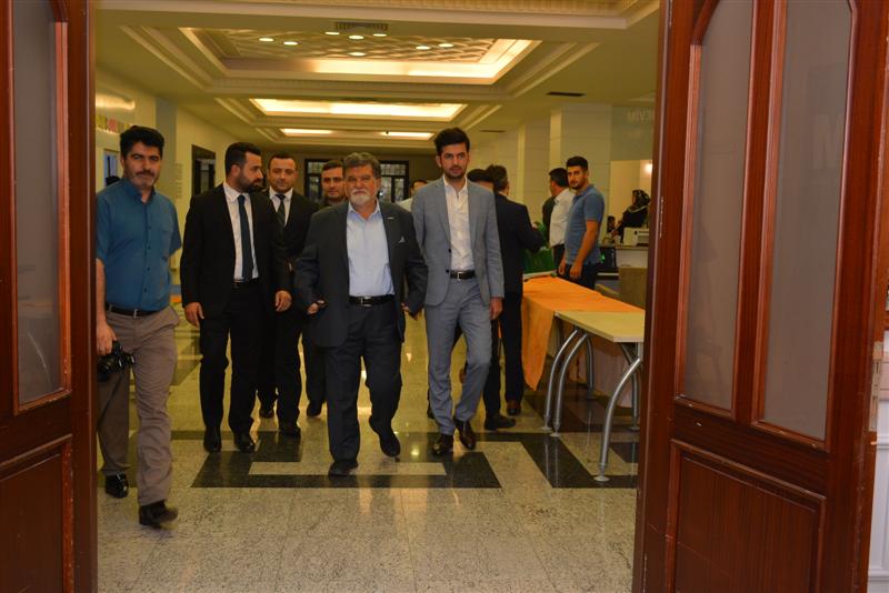 Eminevim Kayıtlı Ve Aday Müşterilerine İftar Yemeği Vermeye devam ediyor