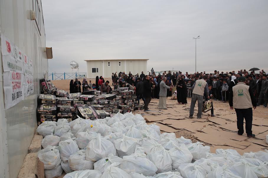 İHH’dan Irak’taki 70 Bin Sığınmacıya Kış Yardımı