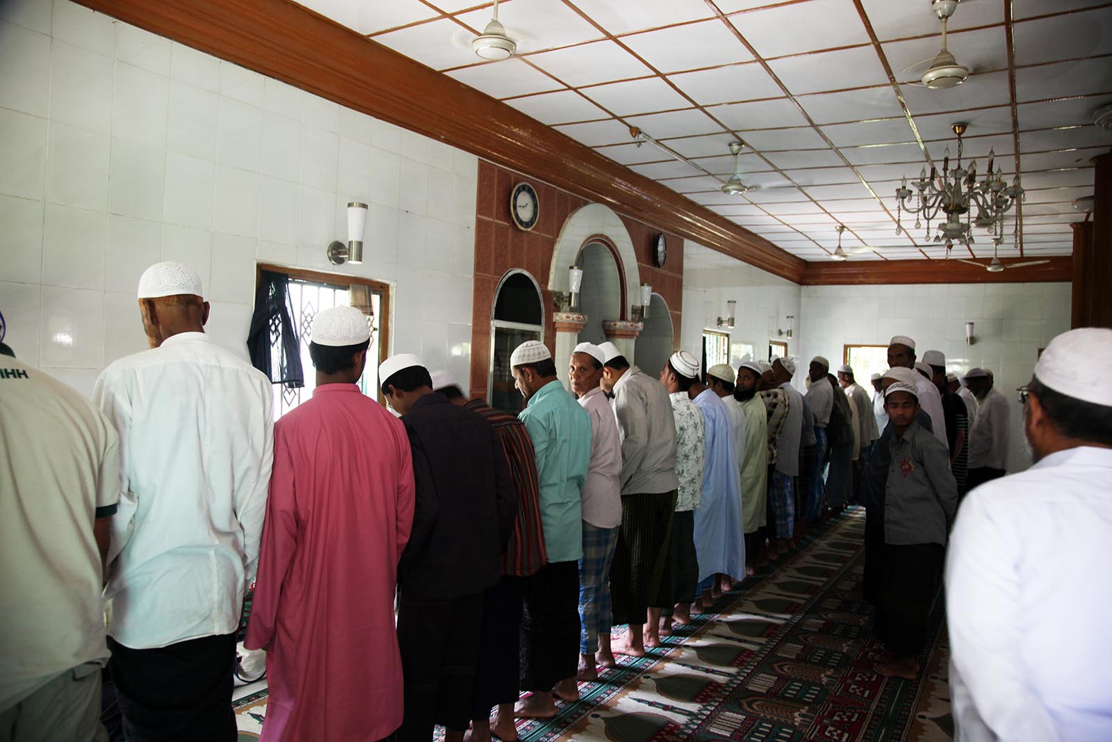 İHH’dan 10 bin Arakanlı aileye yardım 