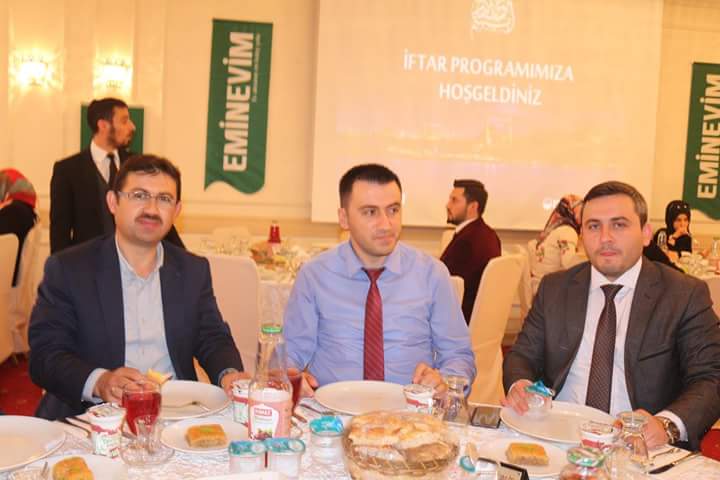 Emin Evim Çalışanları Ve Müşterileri İle İftarda Buluştu