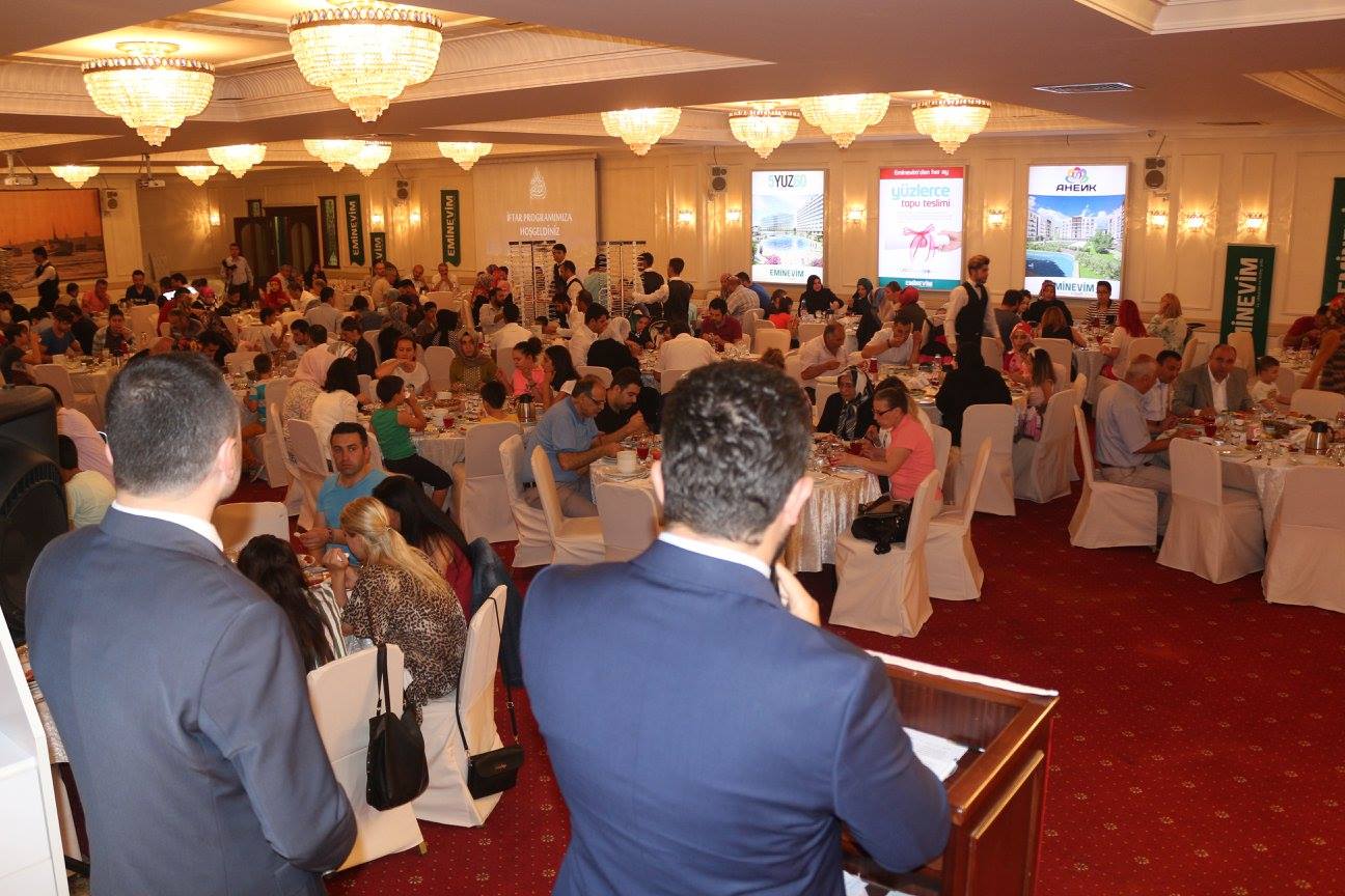 Eminevim Şehit Yakınları Ve Gazilerle İftarda Bir Araya Geldiler 
