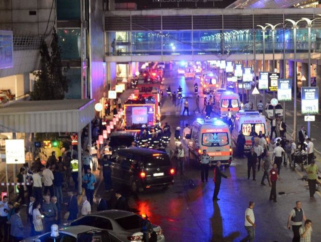 Atatürk Havalimanı'ndaki canlı bomba saldırısıyla ilgili şok iddia!