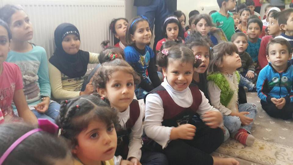 Fetih 1453, Anda Kardeşe Vefa Derneği ve Bir damla umut derneği Hatay'da Suriyeli sığınmacıları unutmuyor