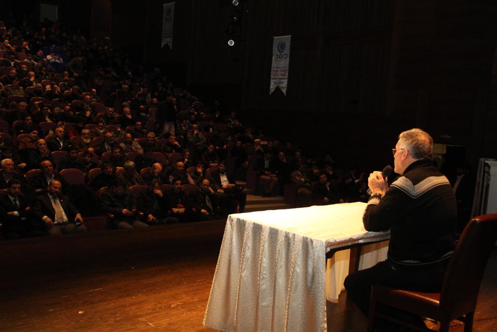 Mekke’nin Fethi “İslam Kavmiyetçiliği Değil Kardeşliği Tesis Etmiştir”