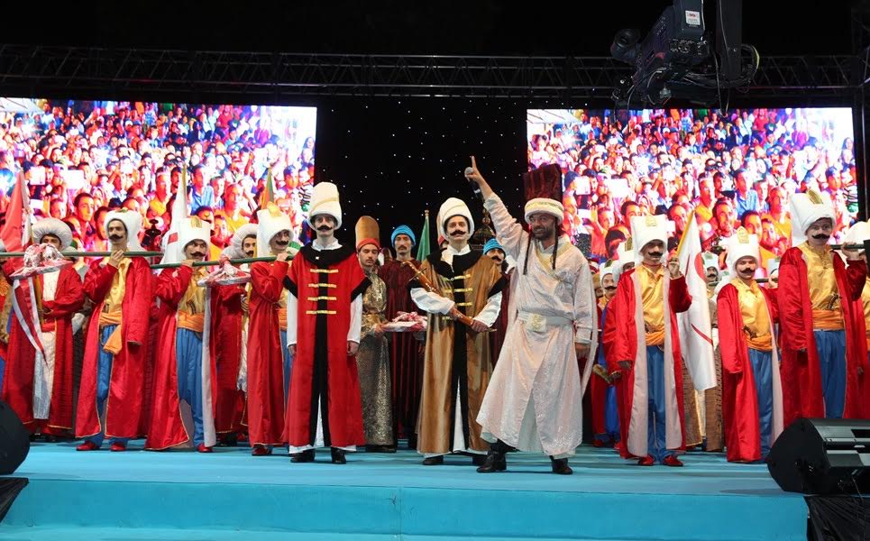 Fatih Sultanahmet’te,Tarihi Baklava Alayı’nın 2.cisi düzenlendi 