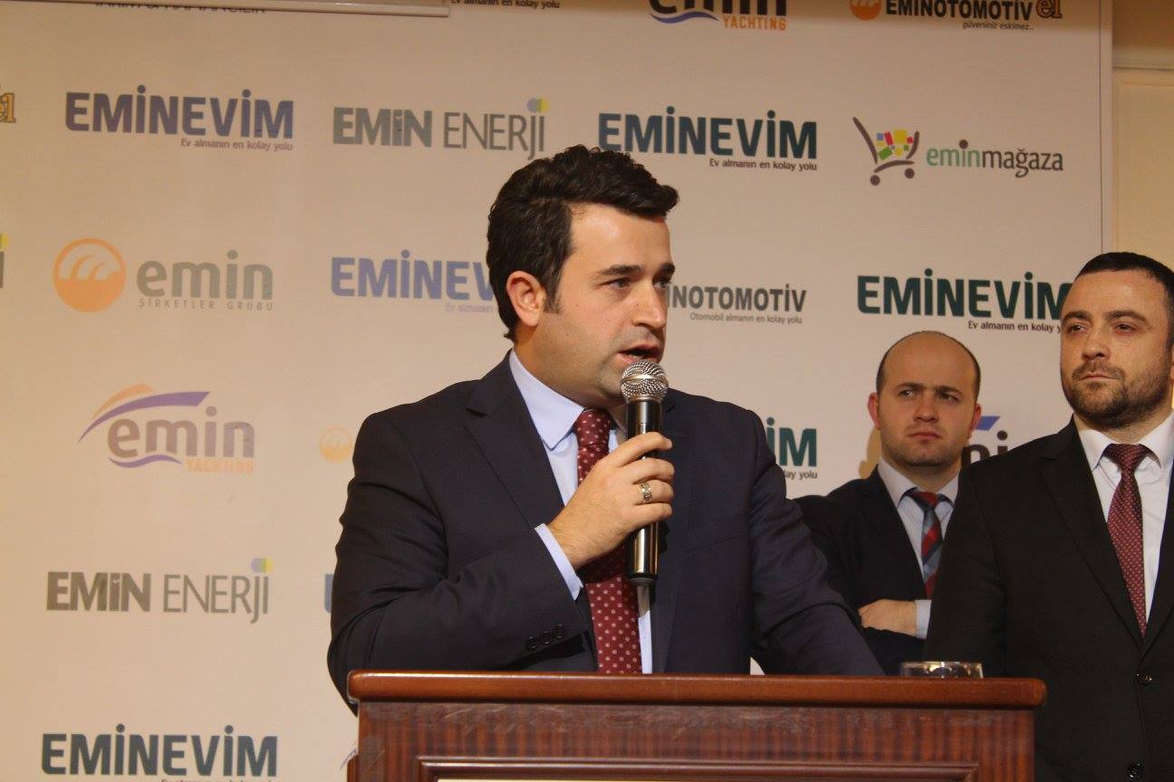 Eminevimde tapu teslim etmeye devam ediyor