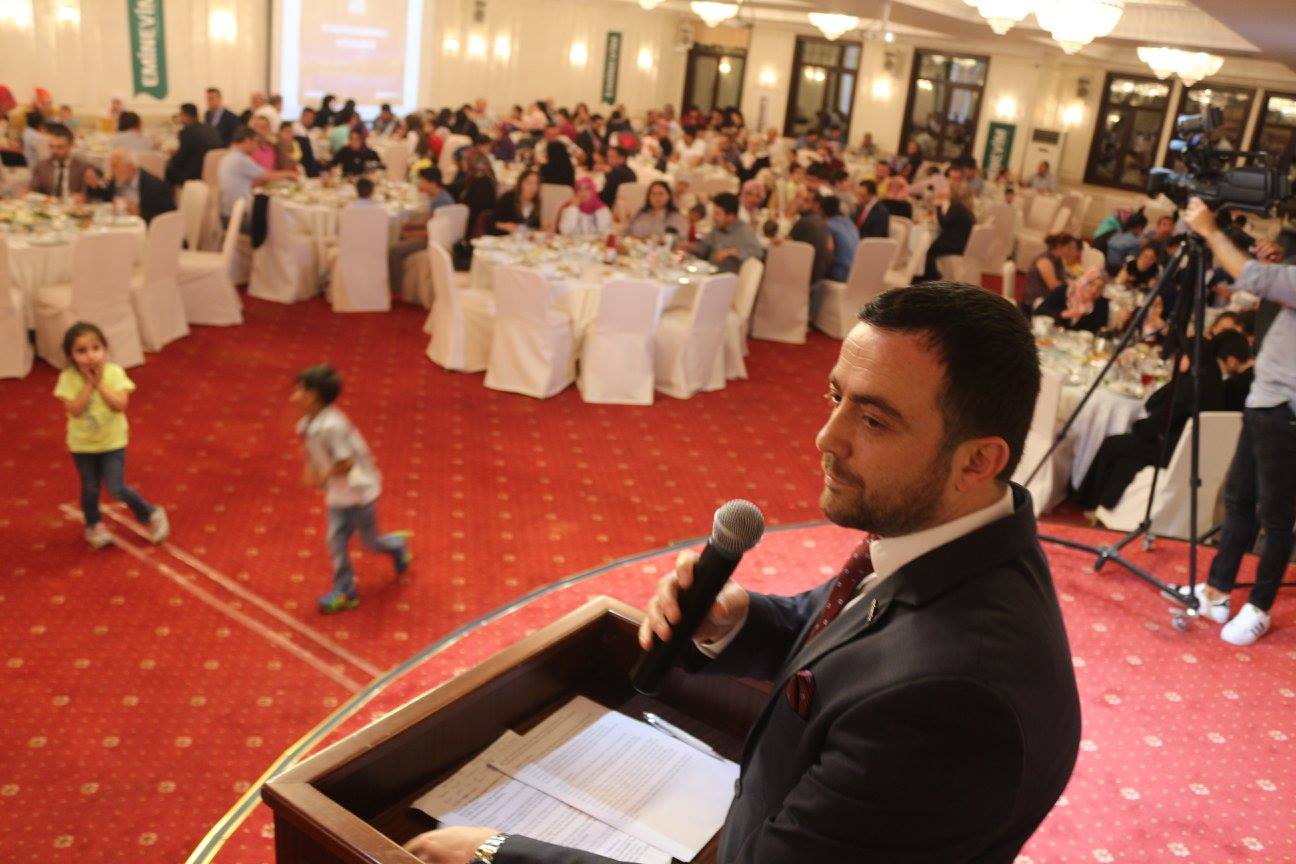 Emin Evim Çalışanları Ve Müşterileri İle İftarda Buluştu
