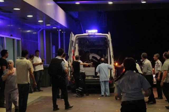 Atatürk Havalimanı'ndaki canlı bomba saldırısıyla ilgili şok iddia!