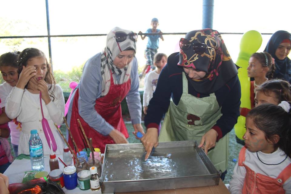 Fetih 1453, Anda Kardeşe Vefa Derneği ve Bir damla umut derneği Hatay'da Suriyeli sığınmacıları unutmuyor