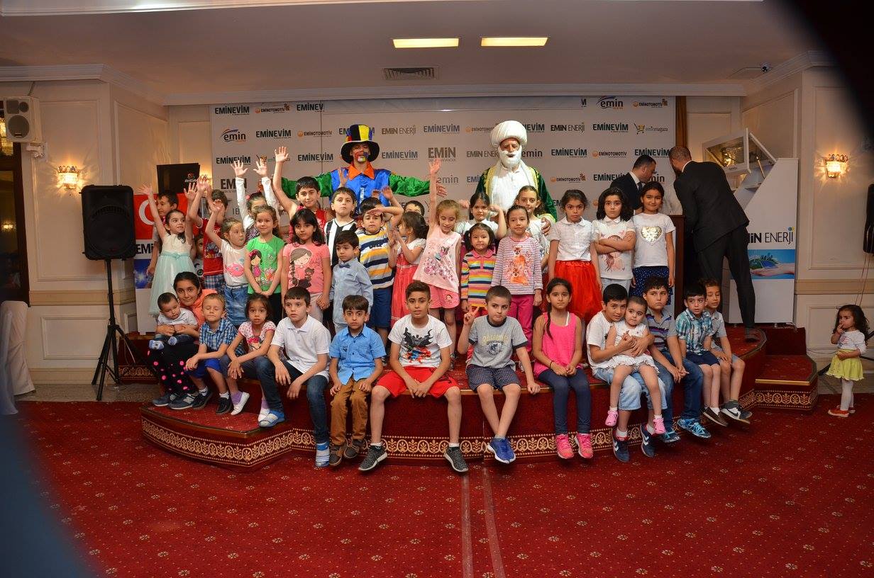 Emin Evim Çalışanları Ve Müşterileri İle İftarda Buluştu