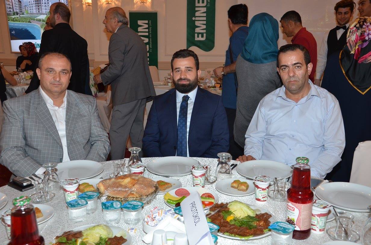 Emin Evim Çalışanları Ve Müşterileri İle İftarda Buluştu