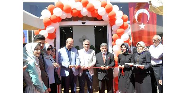 Eminevim, Türkiye genelindeki 100. şubesini Bursa’da açtı