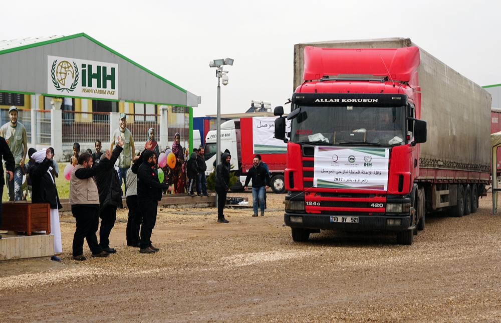 İHH’dan Kuzey Irak’a 22 TIR yardım