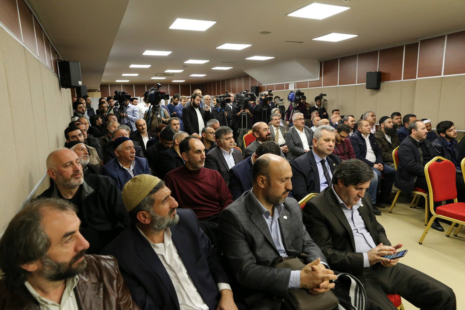 İHH'nın başlattığı KARDEŞİM kampanyası büyük ilgi