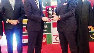 ASSAM  dan Eminevim'e ödül