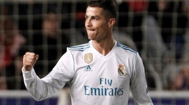 Ronaldo rekor kırdı, Real Madrid turladı!