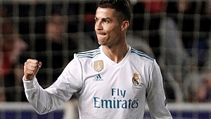 Ronaldo rekor kırdı, Real Madrid turladı!