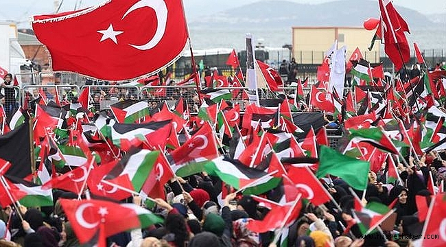 Yenikapı Meydanı'nda Saadet Partisi'nin öncülüğünde Kudüs mitingi düzenlendi