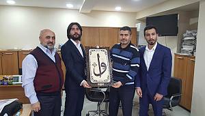 Asrı Vefa Derneği Yönetimi 10 Ocak gazeteciler Günü kutladı