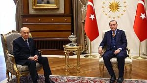 Bahçeli'nin Erdoğan'a Destek Kararı Muhalefeti İkiye Böldü!
