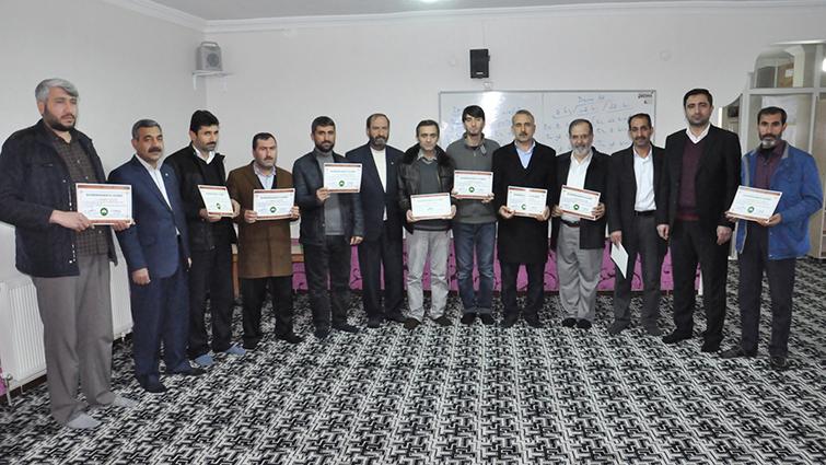Hüdapar'dan Kursiyerlere Sertfika