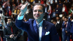 Siyasaset Genç  Erbakan'ı Konuşuyor