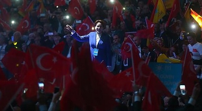 Akşener Yeniden Genel Başkan seçildi...