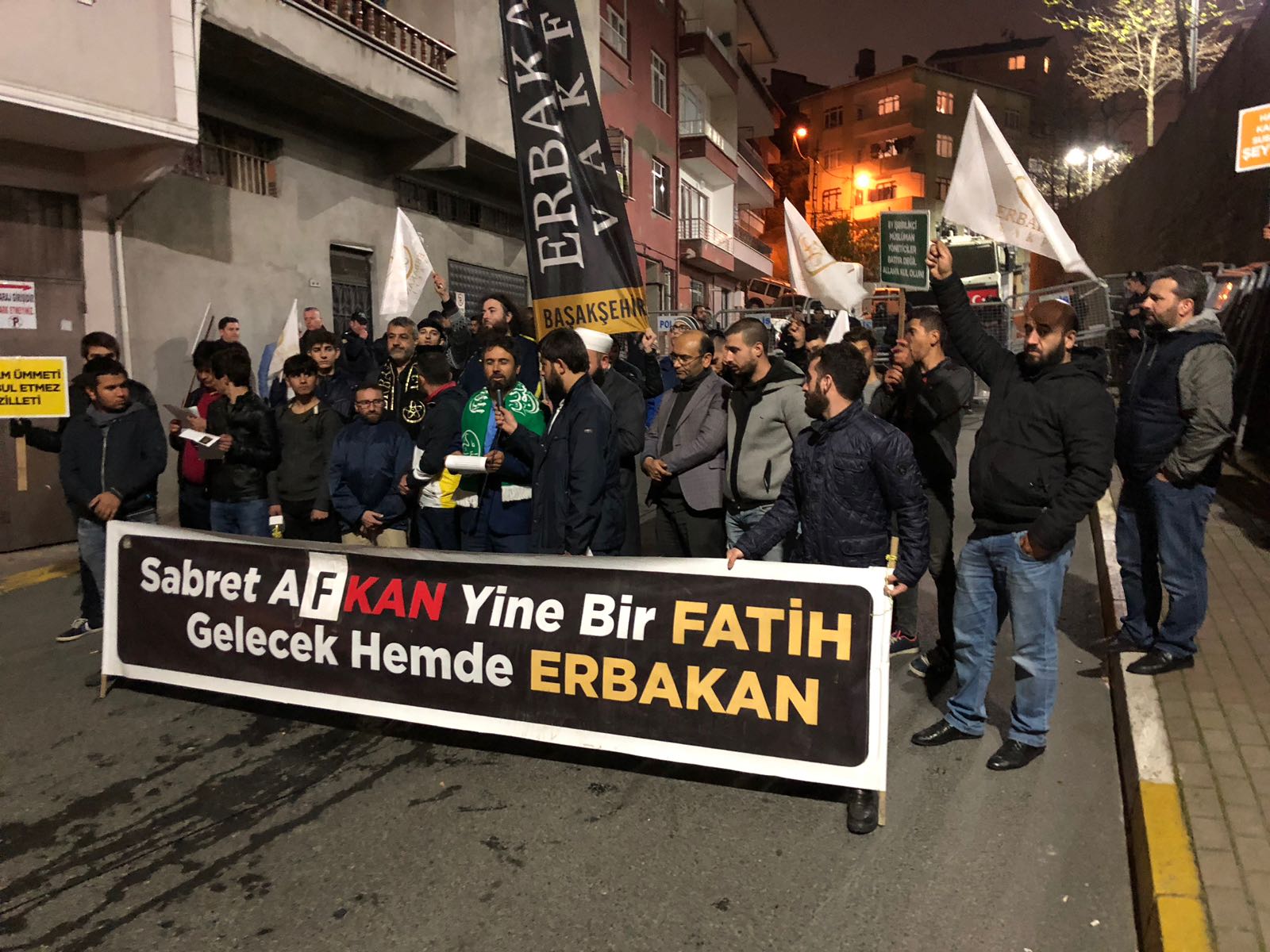 Başakşehir Erbakan'dan ABD'ye Protesto