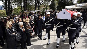 Eski Bakan Vuralhan Son Yolculuğuna Uğurlandı