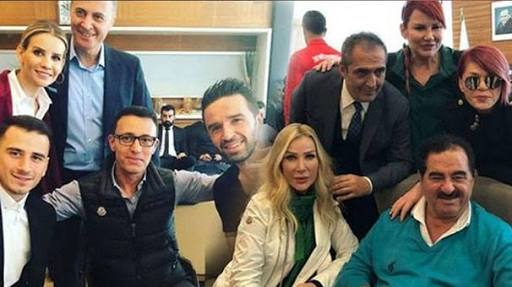 Sanatçı Ve Sporcular Hatay'da Erdoğan'a Destek Verdiler