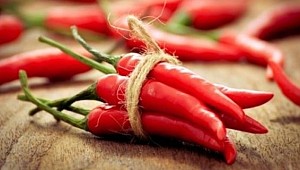 Acı biber hastanelik etti!