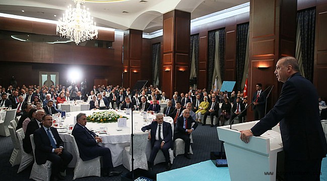 Cumhurbaşkanı Erdoğan, 26'ncı Dönem milletvekilleriyle iftar programında bir araya geldi.