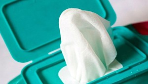 İngiltere'de ıslak mendile yasak geldi!