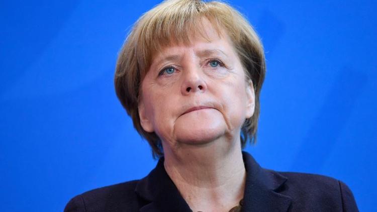 Merkel'den Küstah Açıklma