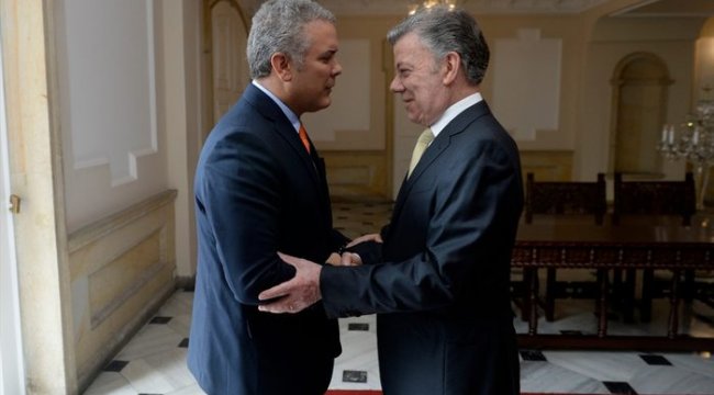 Kolombiya'nın halef-selef devlet başkanları buluştu