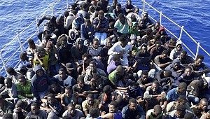 Libya açıklarında 657 göçmen kurtarıldı