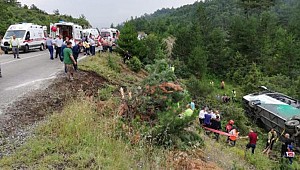 Otobüs Devrildi Ölüler Var
