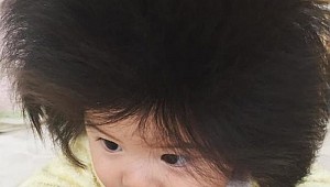 6 aylık bebeğin saçları sosyal medyayı salladı!